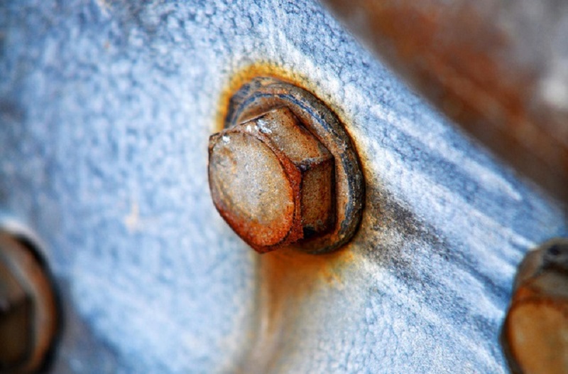Коррозия разрушает резьбовые соединения